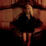 casting de nicky une jeune et jolie blonde croqueuse dhommes 150x150 - Cette jeune femme baise sans tabous devant la caméra