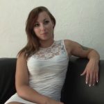 kim 22 ans de chartres arrive chez nous pour son premier casting 150x150 - Une femme nue célibataire dans un plan cul